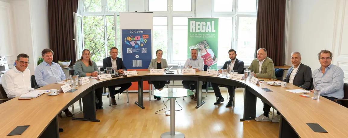 Foto der Teilnehmenden am Round Table rund um 2D Codes im Handel